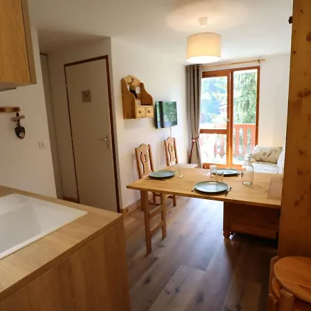 Renove En 2022 Pour 3 Personnes - Centre Village - Piscine L'ete - Classe 2 Etoiles - Fr-1-342-140 Beaufort (Savoie)
